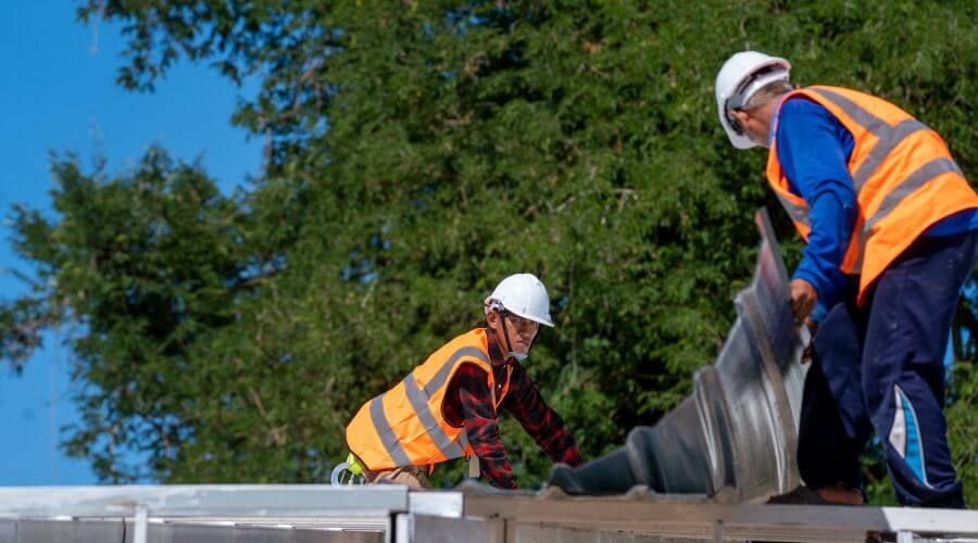 Expert top industrial roofings services in Windsor Heights, WV